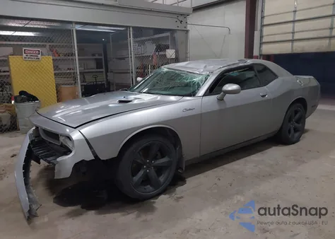 2013 Dodge Challenger Sxt z USA, uszkodzony, nr VIN 2C3CDYAGXDH619903